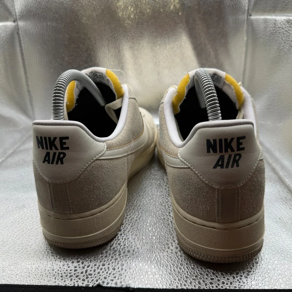 Size 9 Nike Air Force 1 Low '07 Light‎ Orewood Mens Athletic Sneakers FQ8077-104